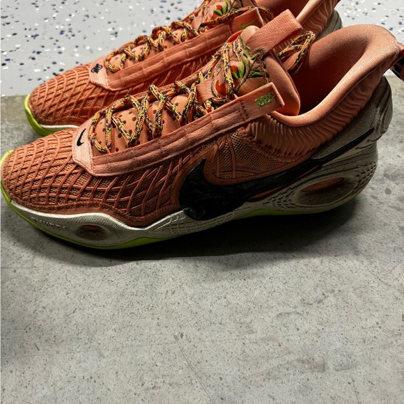 Nike cosmic unity (peach) - Picture 3 of 3